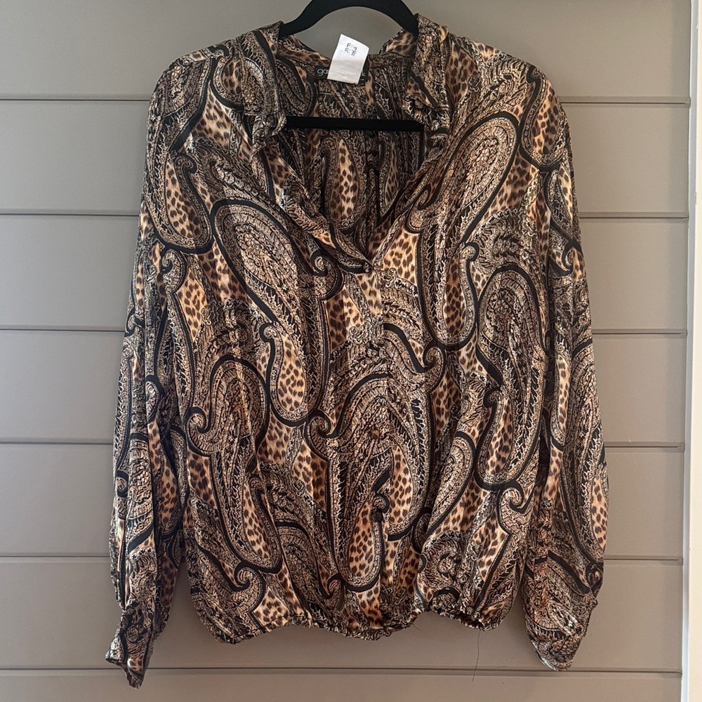 Epic 70s Paisley Print Long-Sleeve Blouse with gatherer hem